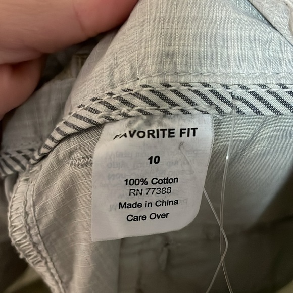 J. Crew size 10 Mid-rise Favorite Fit 100% Cotton Gray Cargo Pants with Pockets - Picture 14 of 15